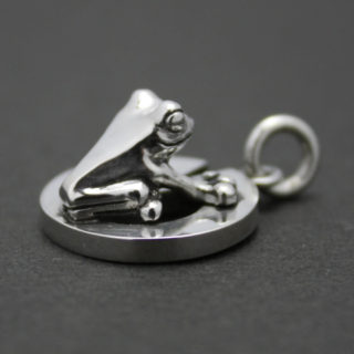 蓮の葉に乗ったカエルのシルバーペンダント「FROG PENDANT （カエル）」2