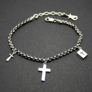 聖書・十字架・短剣のチャームブラ下がるブレスレット「W FACED BRACELET」