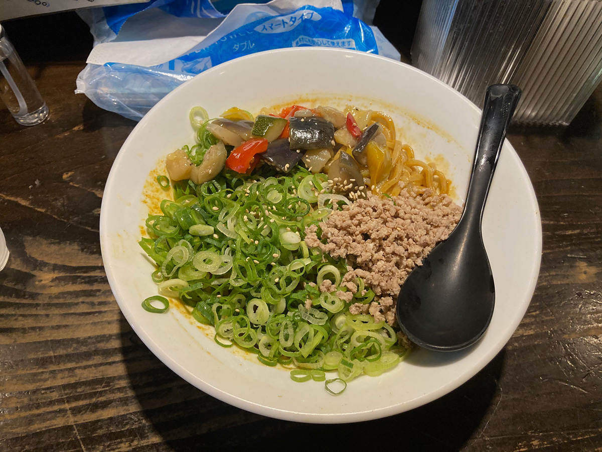 天王寺 汁なしゴリラ 汁なしカレー坦々麺