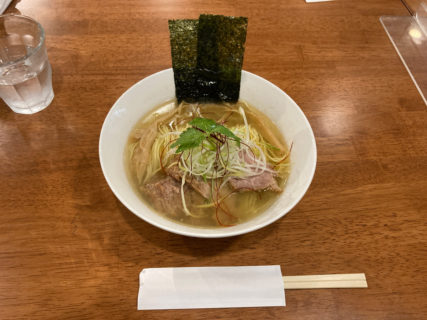 「貝と地鶏だしのらぁ麺　ちょろ」　塩らぁ麺