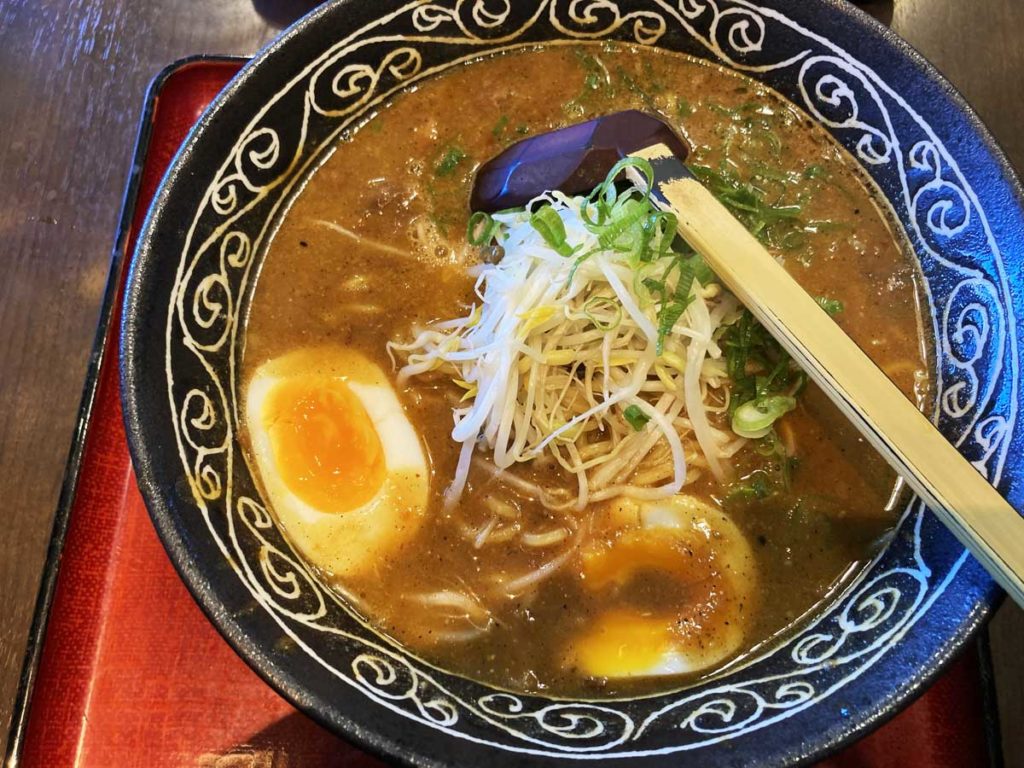 天洋　カレーヌードル