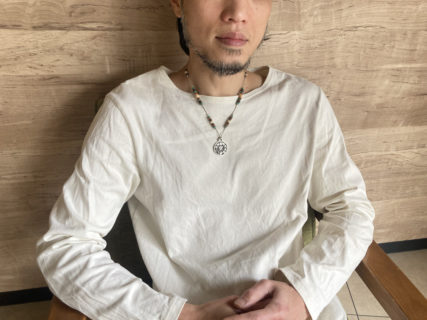 ビーズアクセサリーを着けてみた。