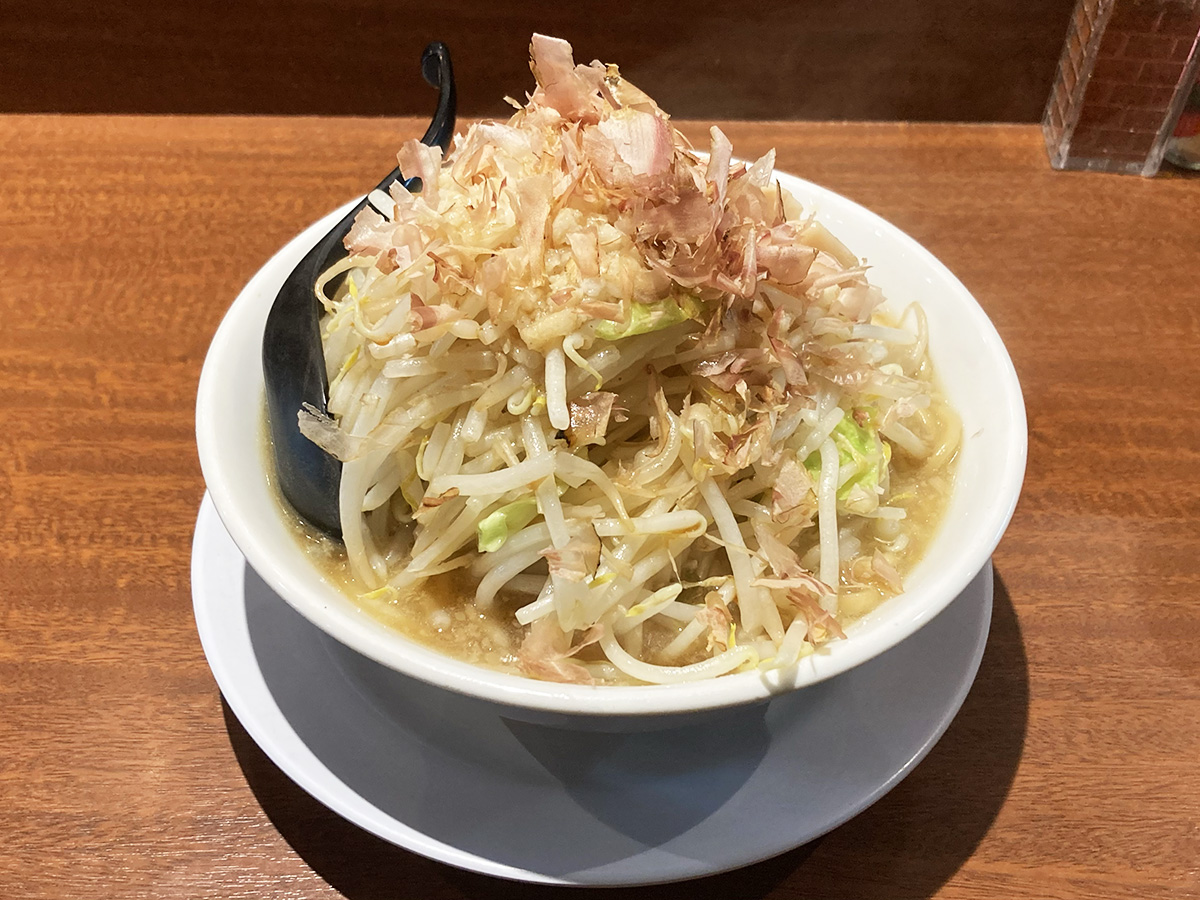 本町・笑福 ラーメン・全部マシ