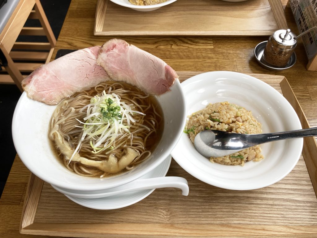 天満橋「焼飯と麺」中華そばとチャーハン