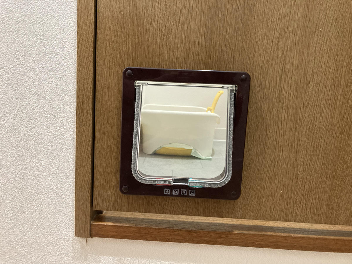 猫リフォーム 猫扉取り付け後3