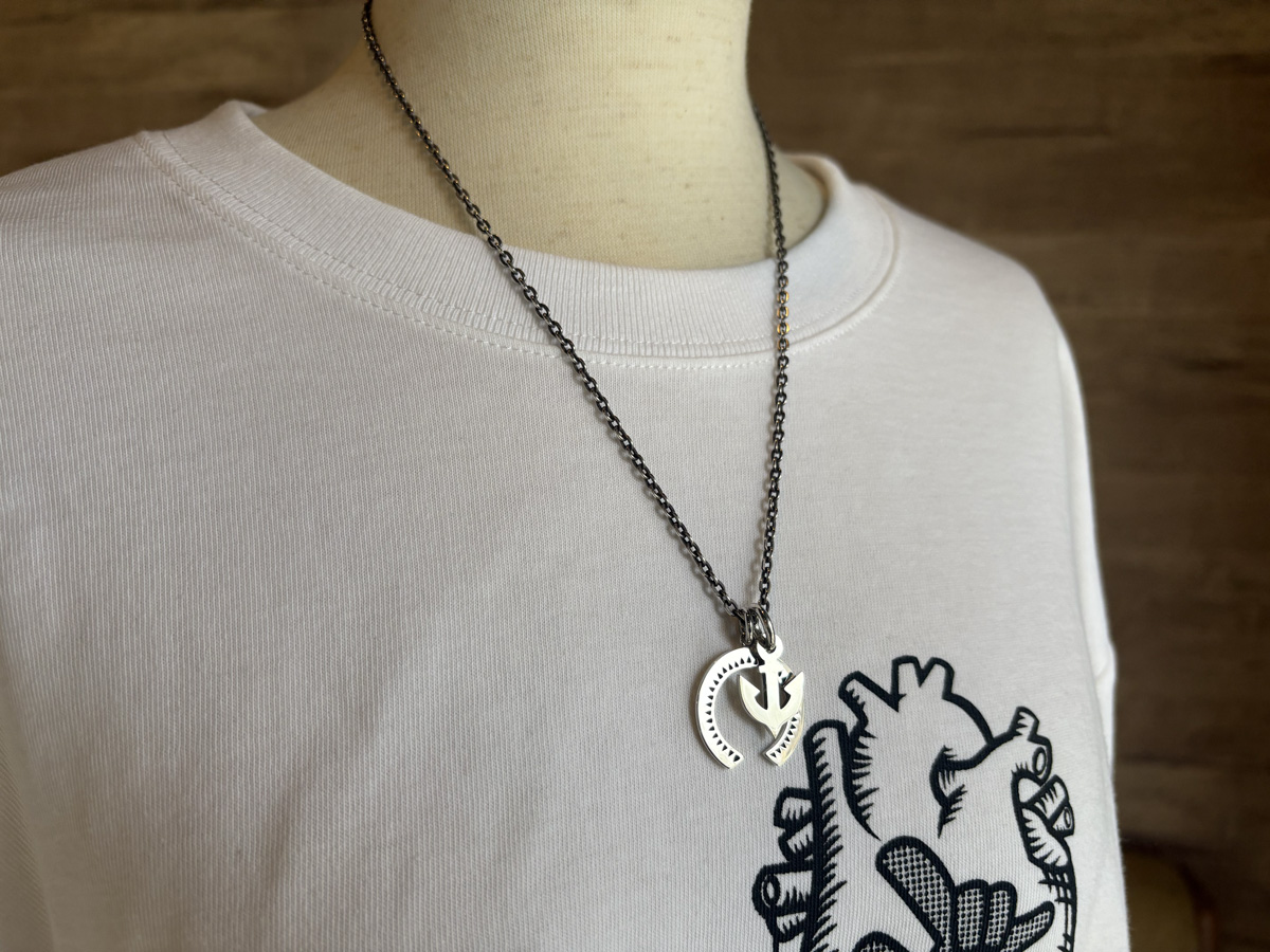 シルバーペンダントの重ね付け1