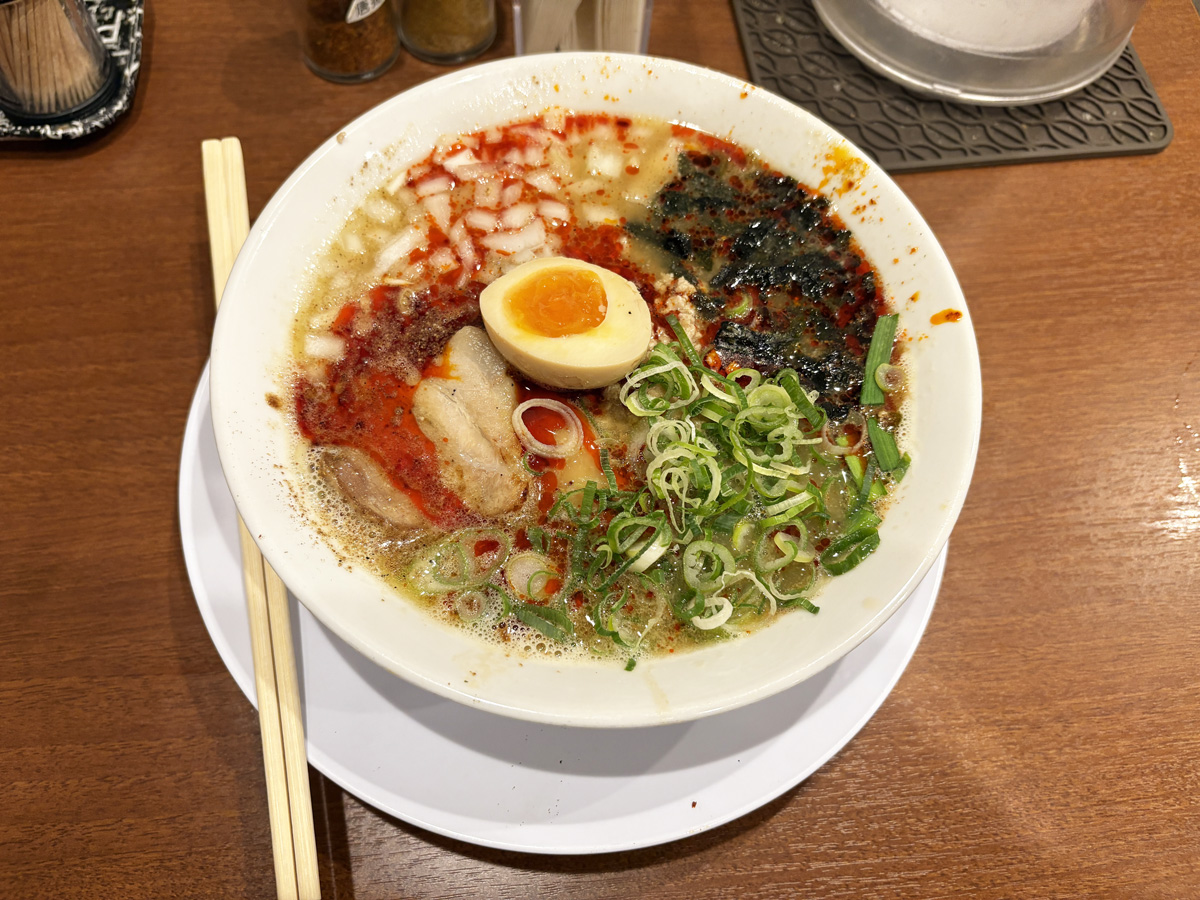 岡本商店 北浜店 四川麻辣らぁめん