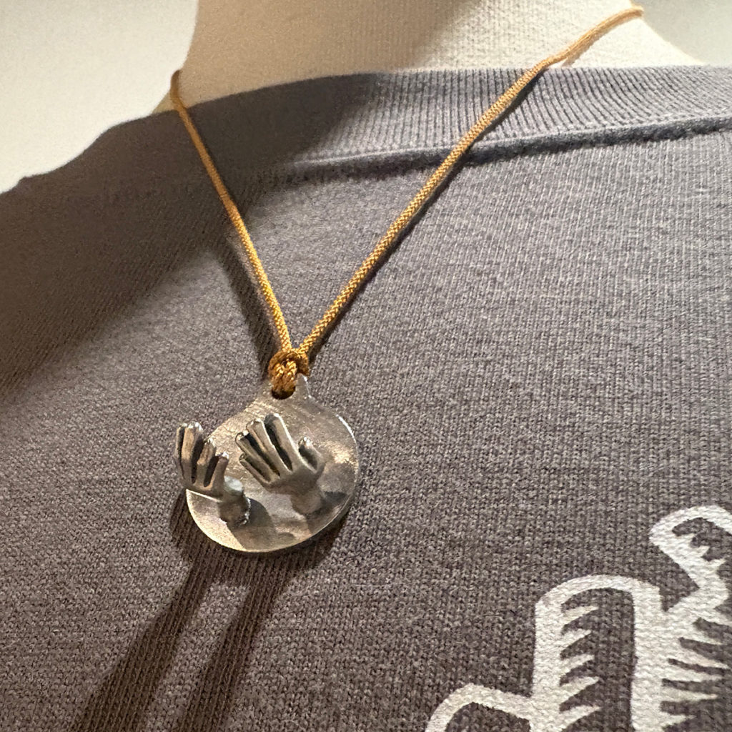 気持ちを汲み取るペンダント「PICK UP ON」1